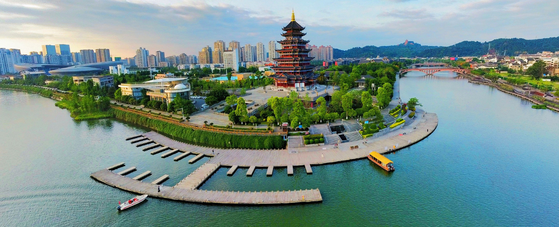 興企愛(ài)崗、志美行厲、建功立業(yè)